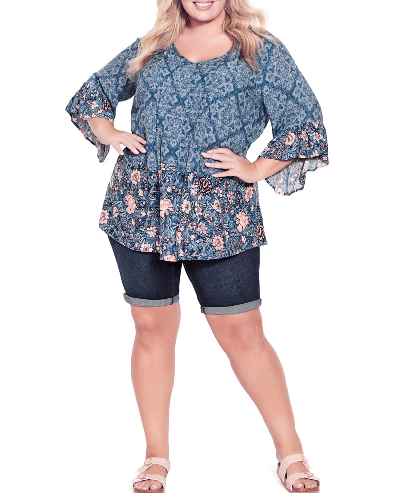 Front of a model wearing a size 16 Abby Pintuck Top in Blues Bird by avenue. | dia_product_style_image_id:298447